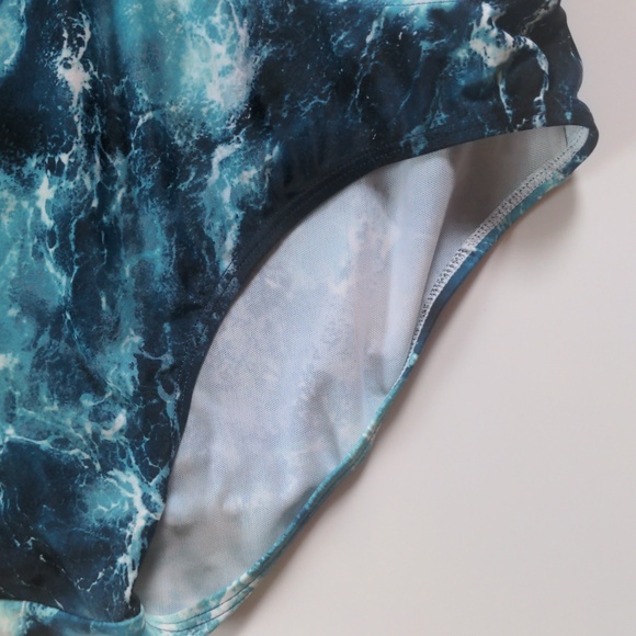 TORRID blue & white  "Blue Ocean" corset swimsuit, sz 0 / 12 (sold out) slimming - Picture 5 of 16